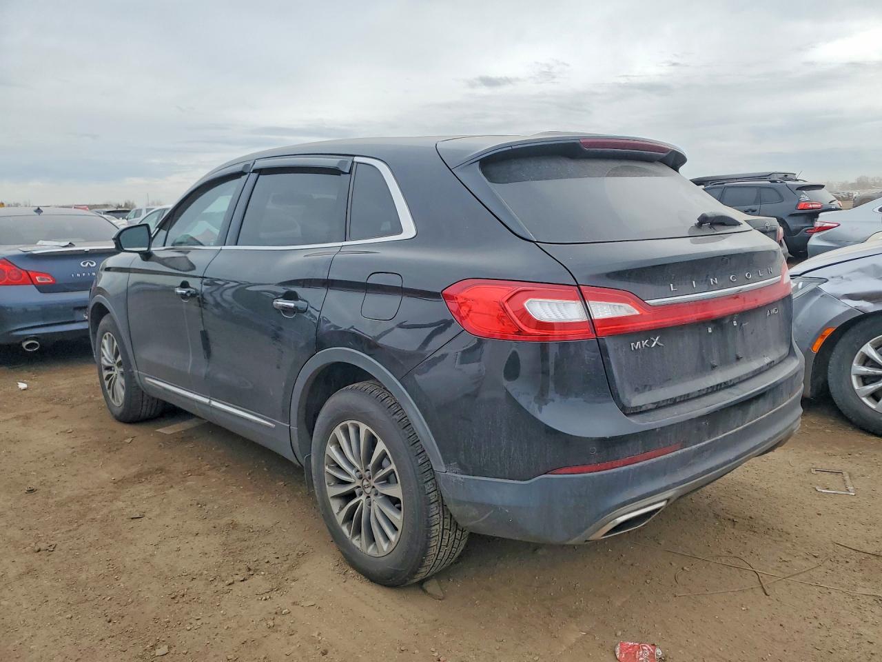 Lincoln MKX Select