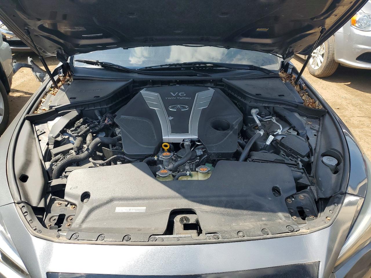 INFINITI Q50 3.0t Luxe