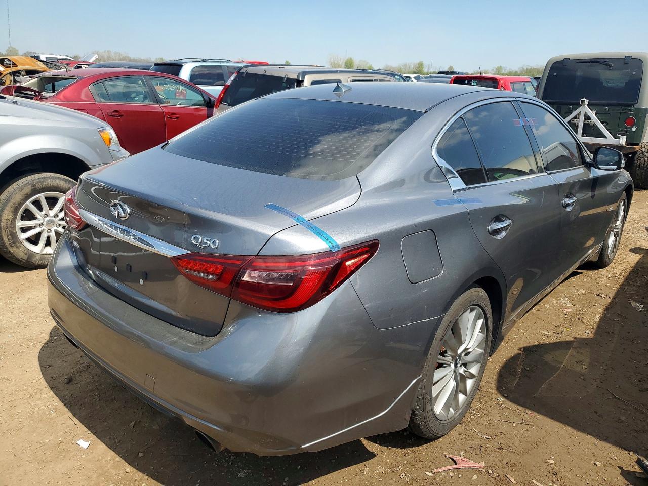 INFINITI Q50 3.0t Luxe