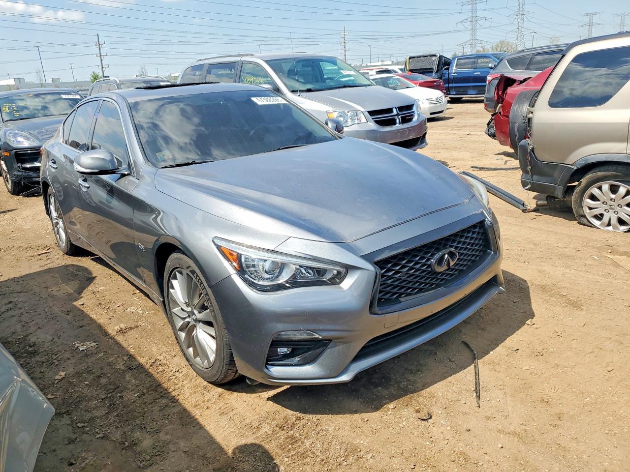 INFINITI Q50 3.0t Luxe