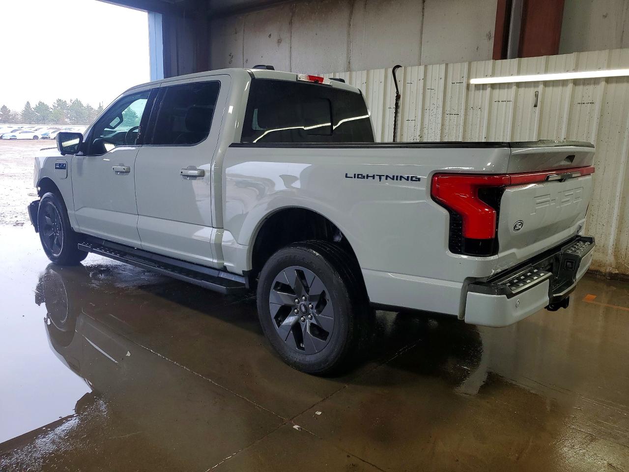 Ford F-150 Lightning Lariat