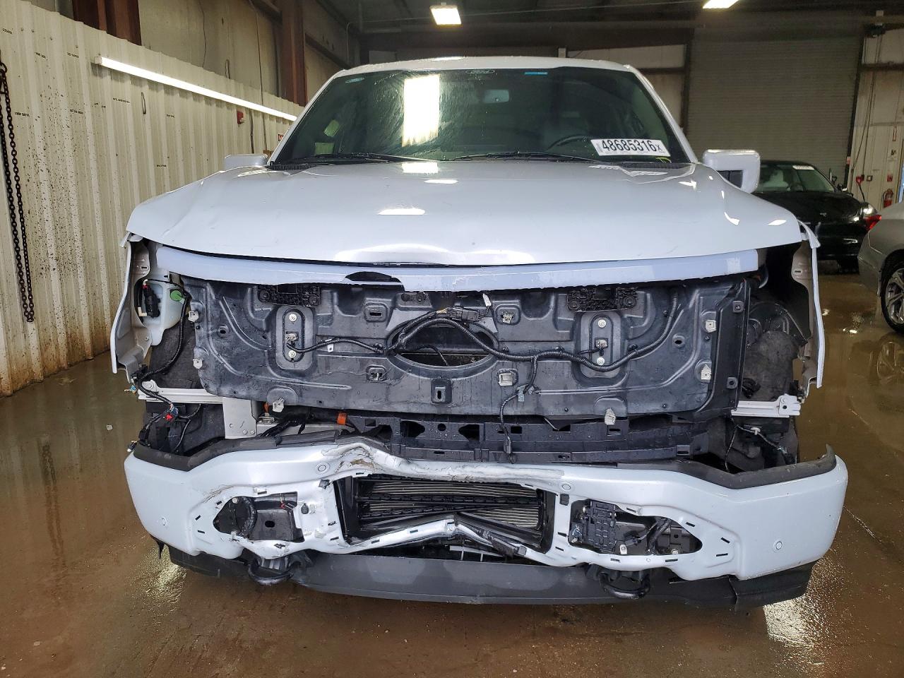 Ford F-150 Lightning Lariat