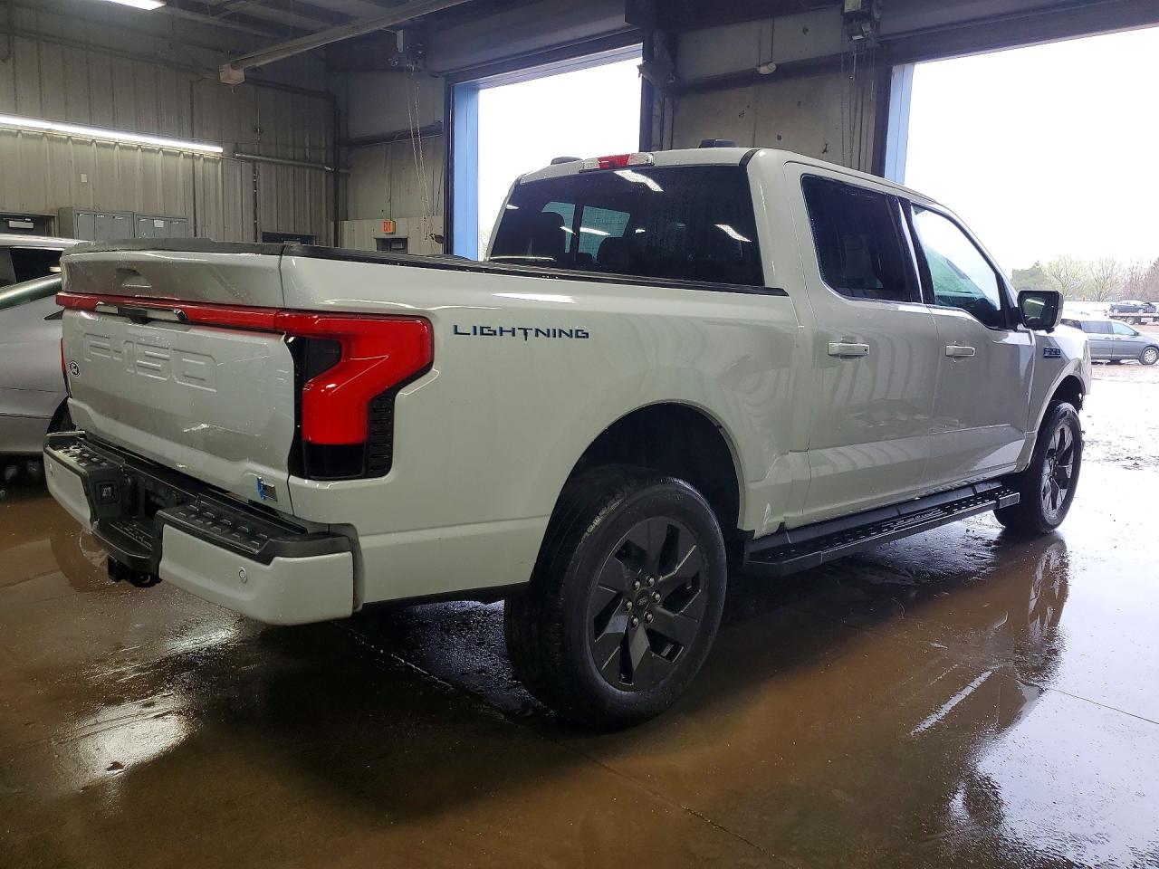 Ford F-150 Lightning Lariat