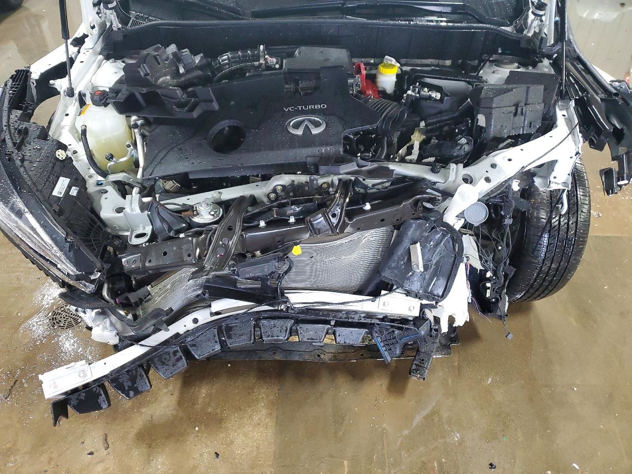 INFINITI Qx Luxe