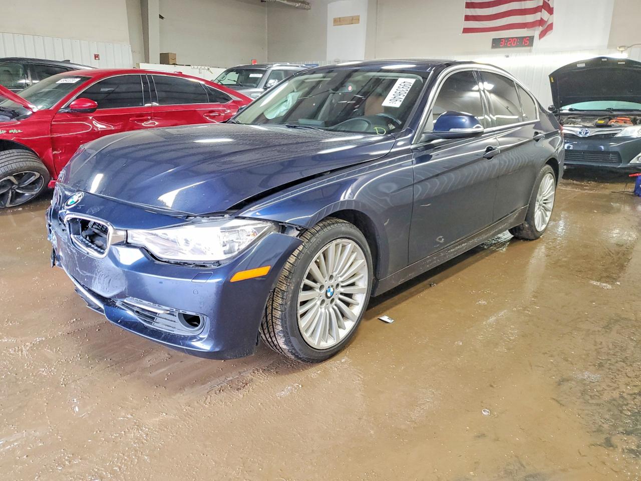 Salvage BMW 3 Series Image