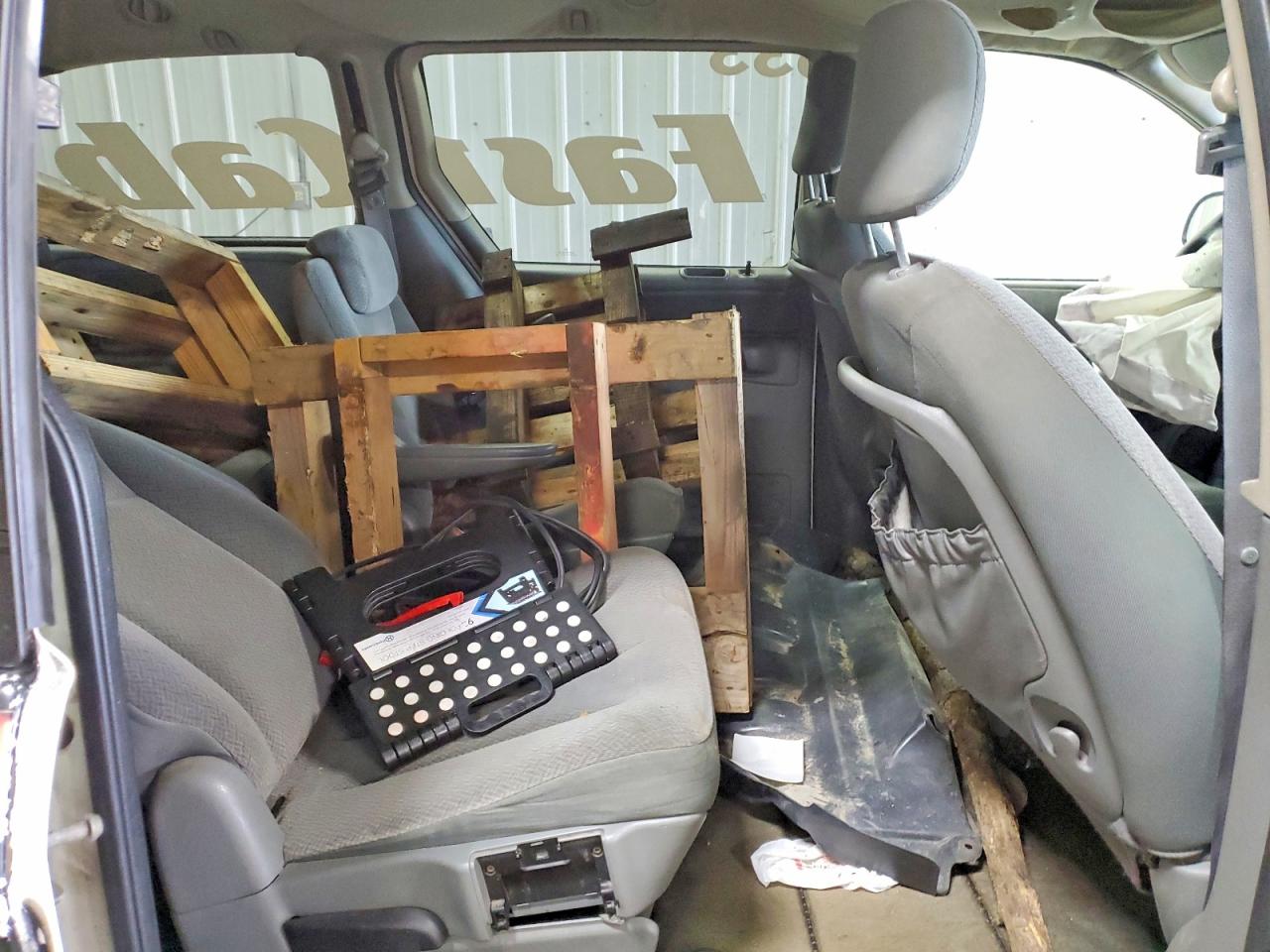 Chrysler Minivan Lx