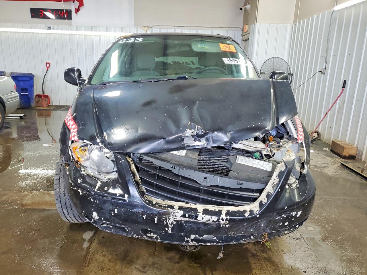 Chrysler Minivan Lx