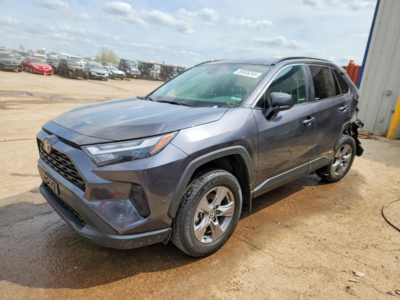 Salvage Toyota RAV4 Image
