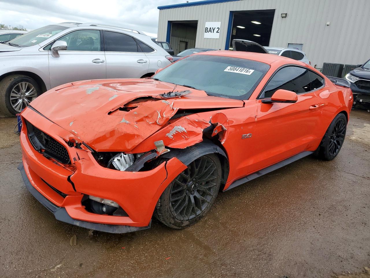 Salvage Ford Mustang Image