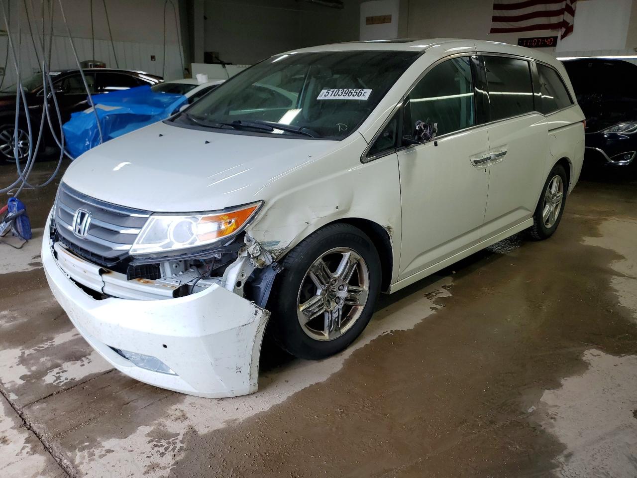 Salvage Honda Odyssey Image