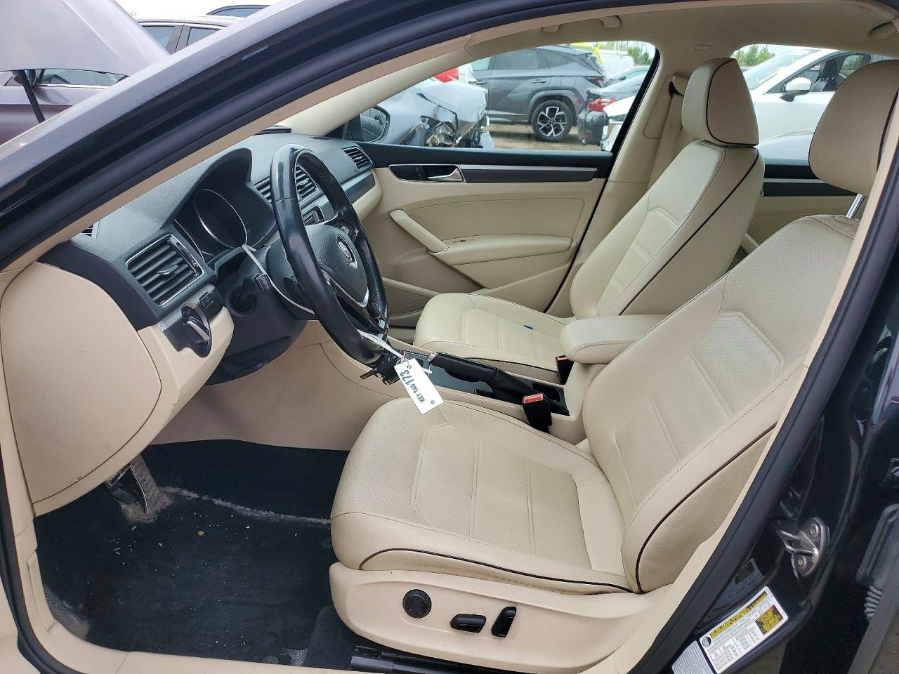 Volkswagen Passat R-line