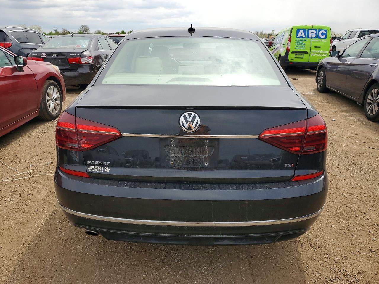 Volkswagen Passat R-line