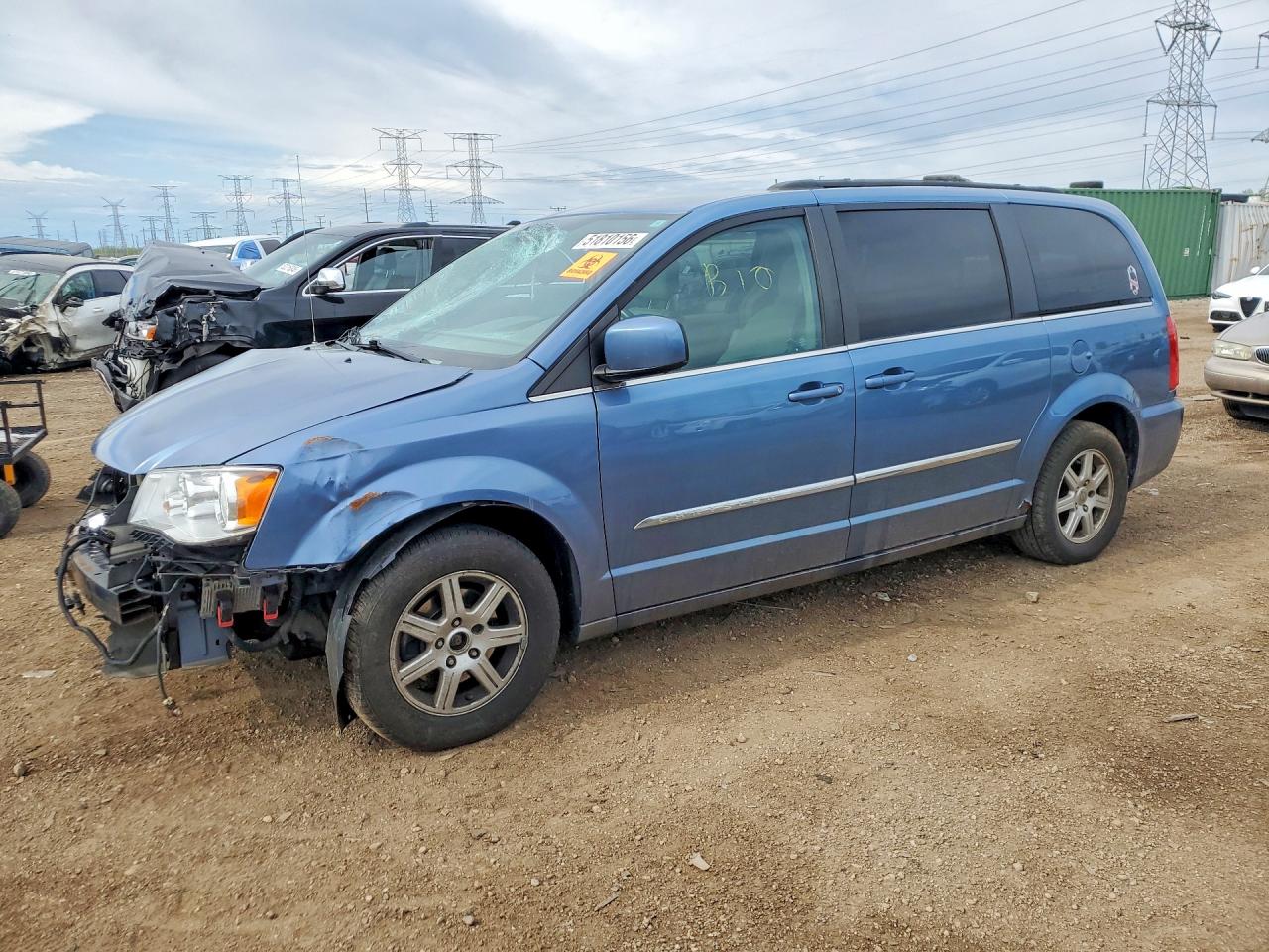 Salvage Chrysler Minivan Image