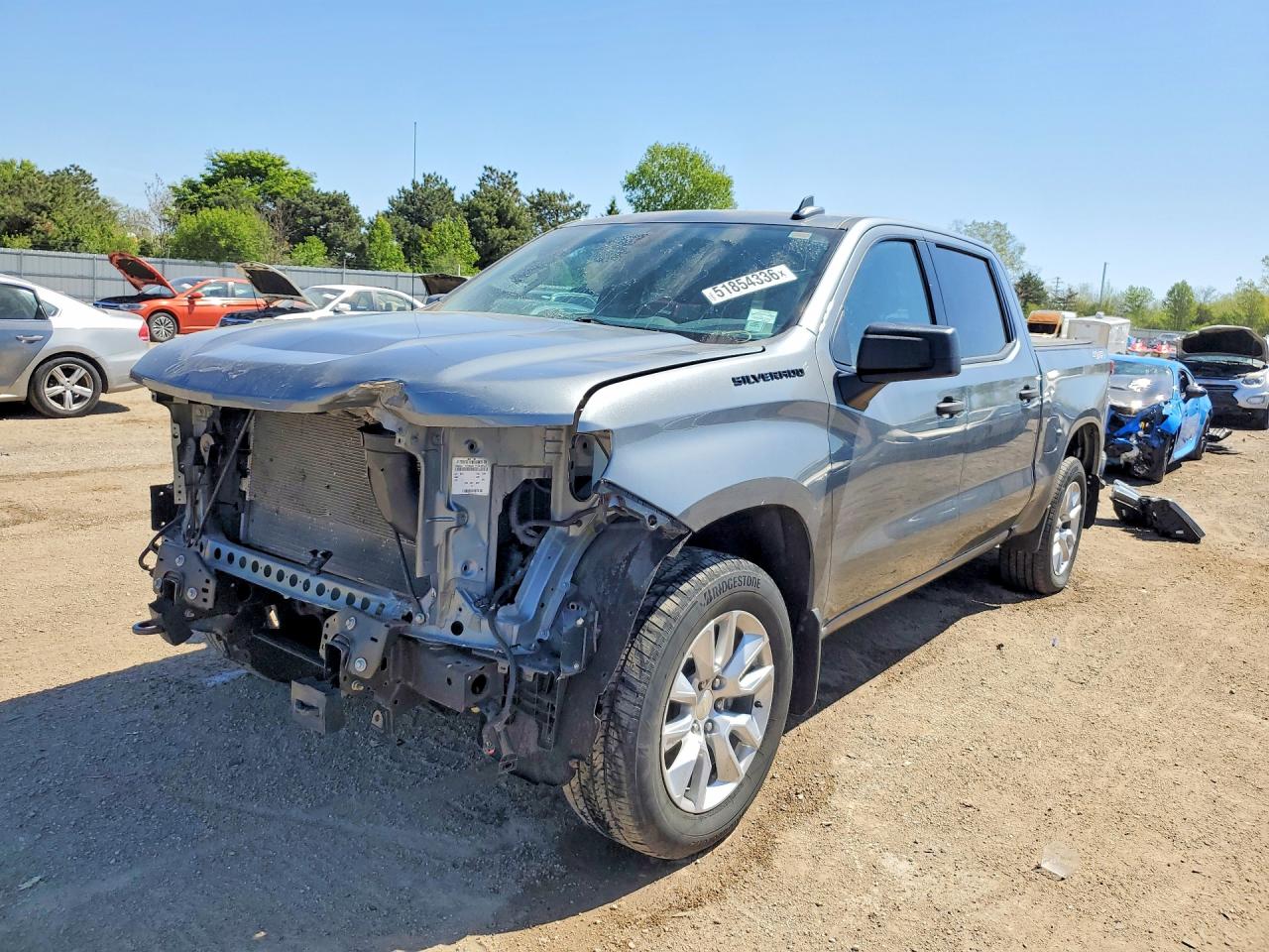 Salvage Chevrolet Silverado Image