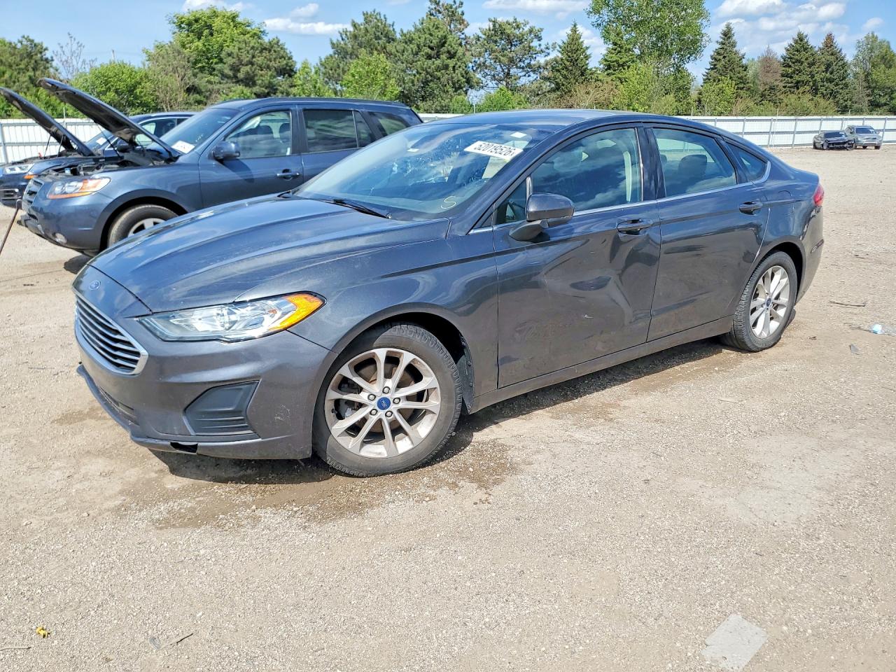 Salvage Ford Fusion Image