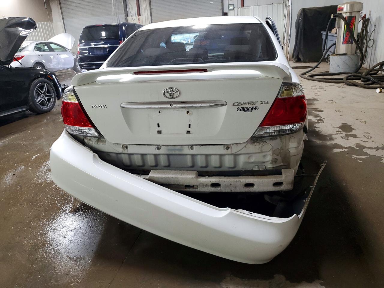 Toyota Camry Xle