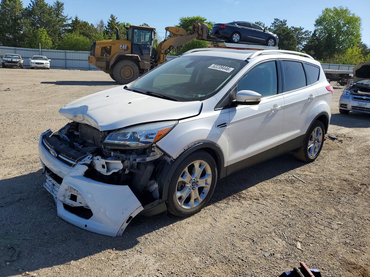 Salvage Ford Escape Image