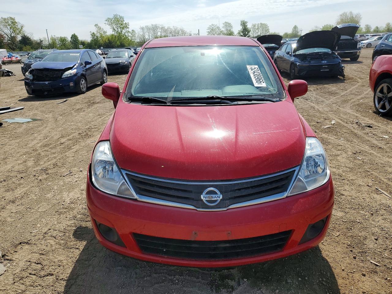 Nissan Versa 1.8 S