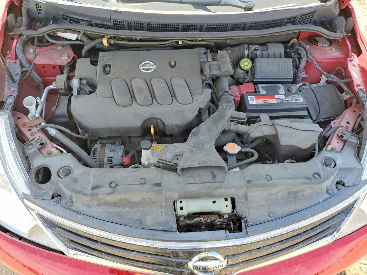 Nissan Versa 1.8 S