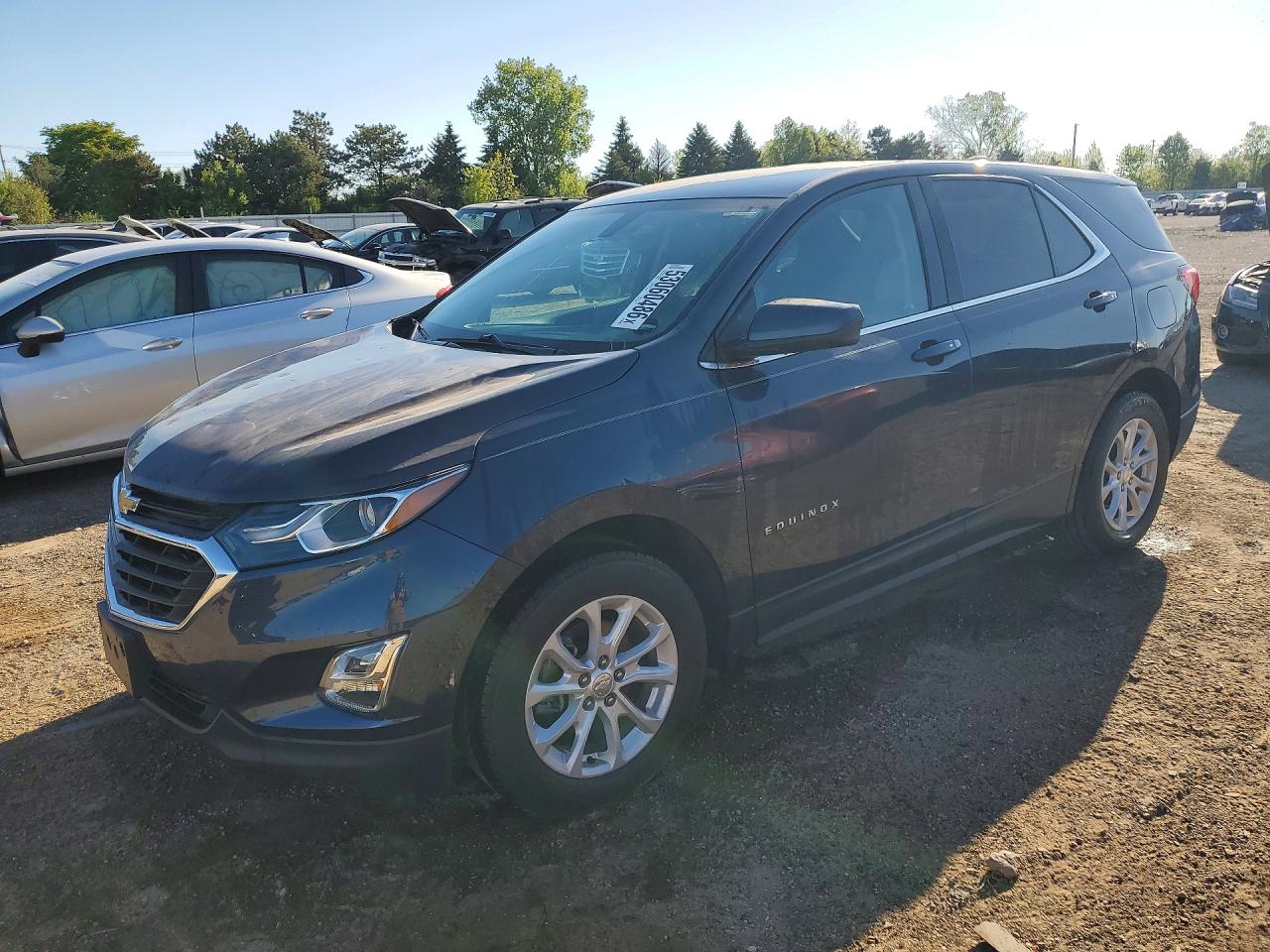 Salvage Chevrolet Equinox Image