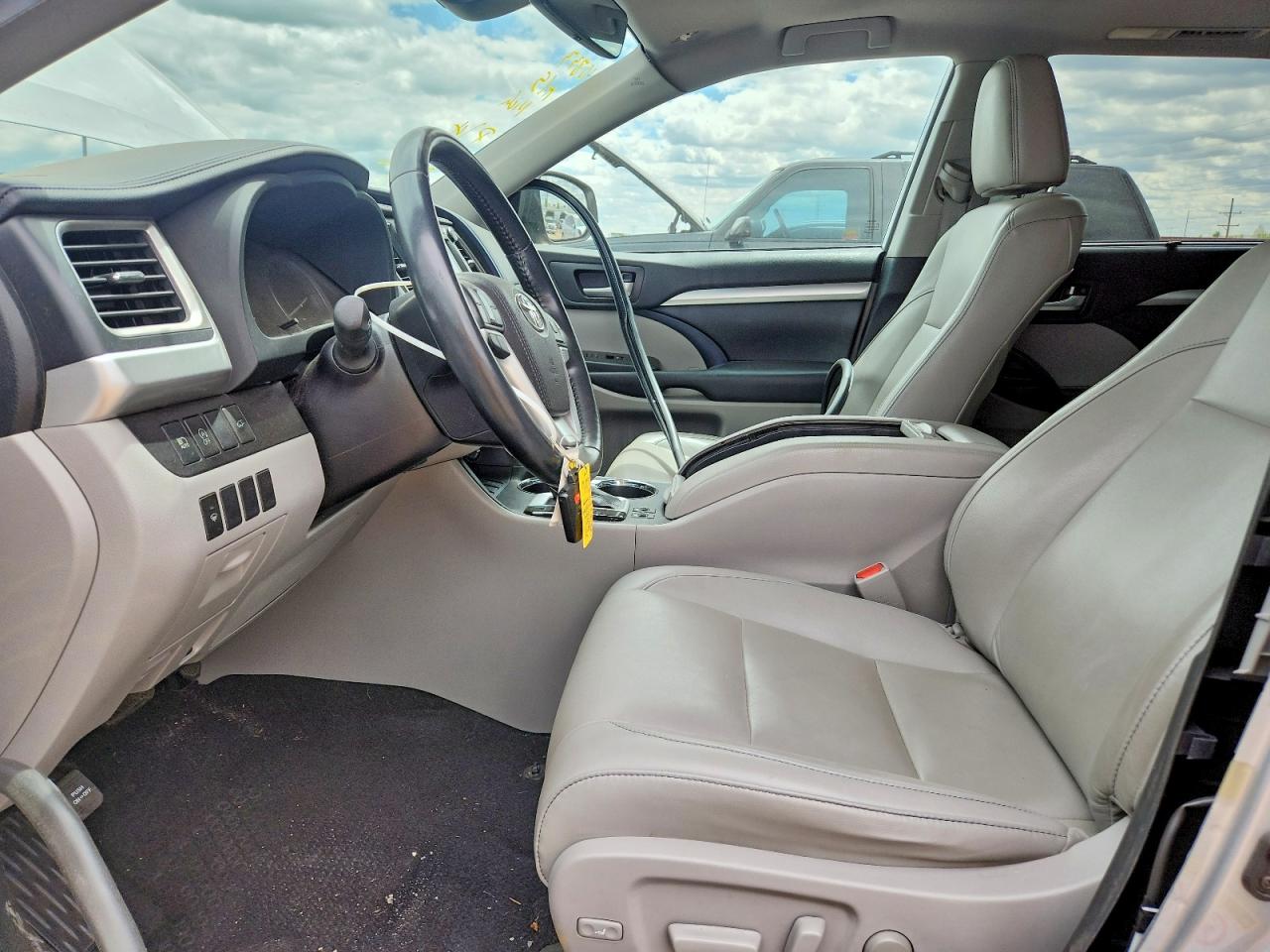 Toyota Highlander Xle