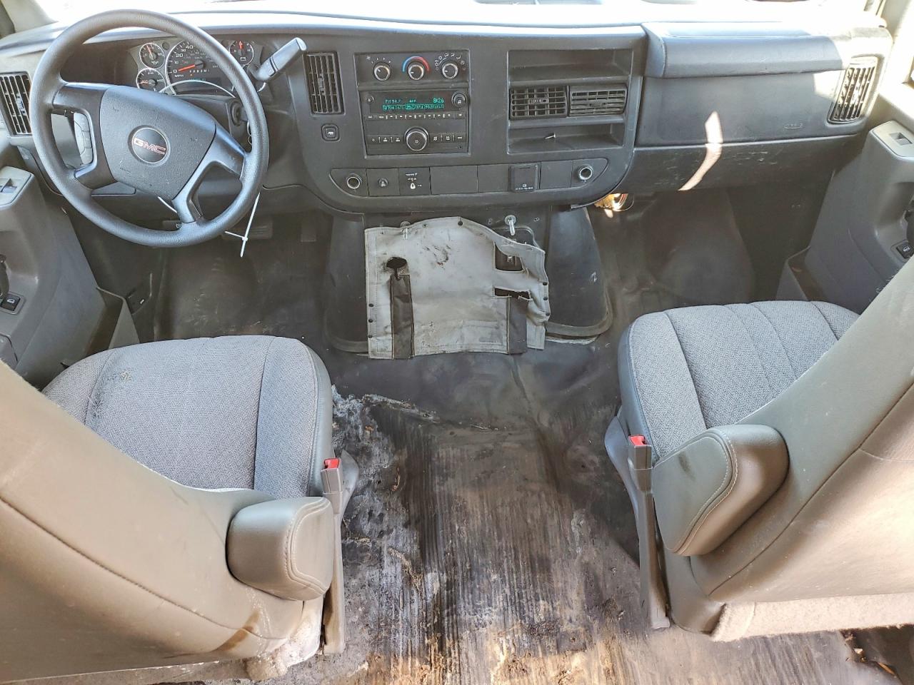 GMC Savana G2500