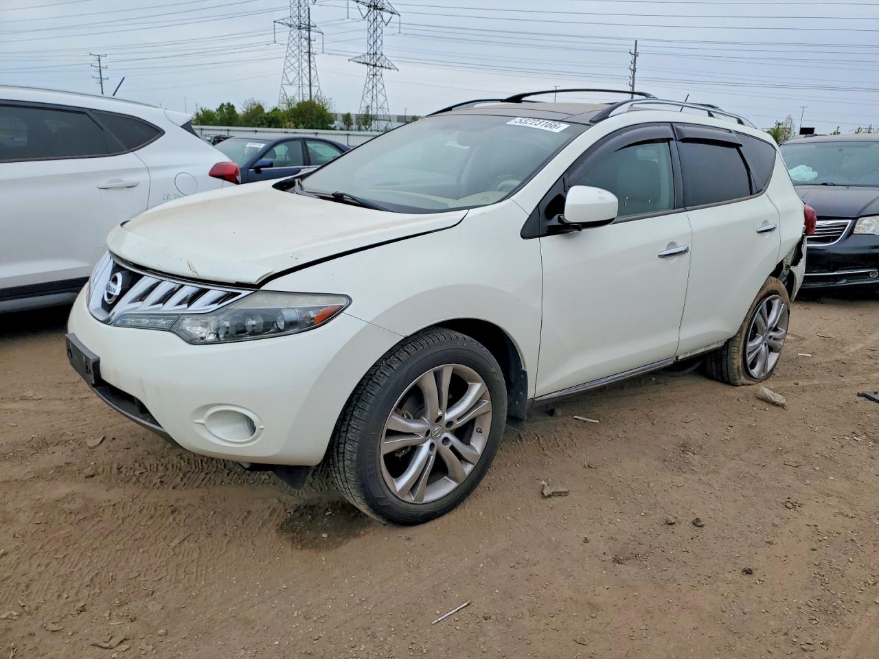 Salvage Nissan Murano Image