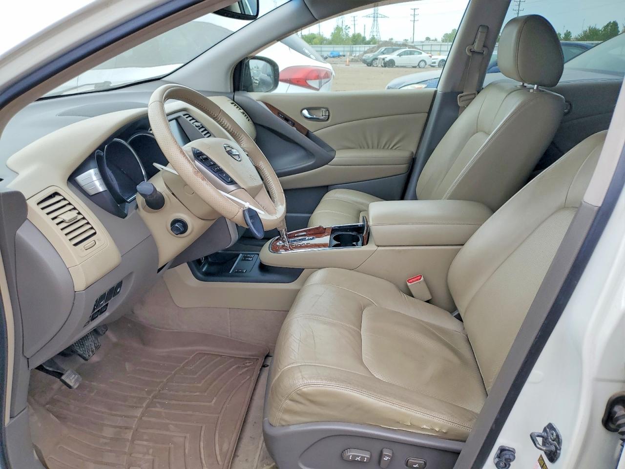 Nissan Murano S