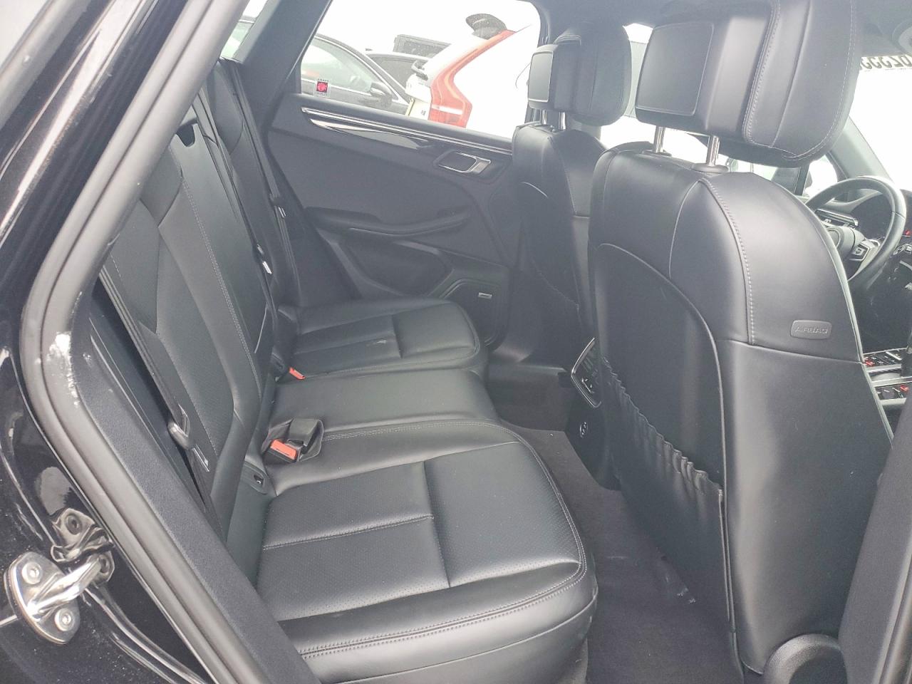 Porsche Macan Base Base