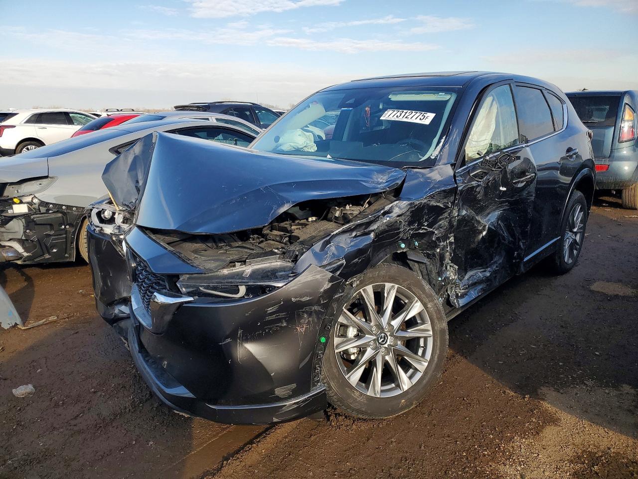 Salvage Mazda Cx Image
