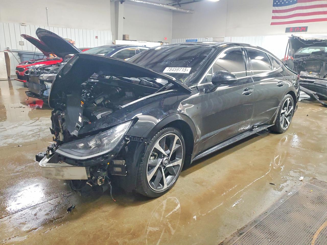 Salvage Hyundai SONATA Image