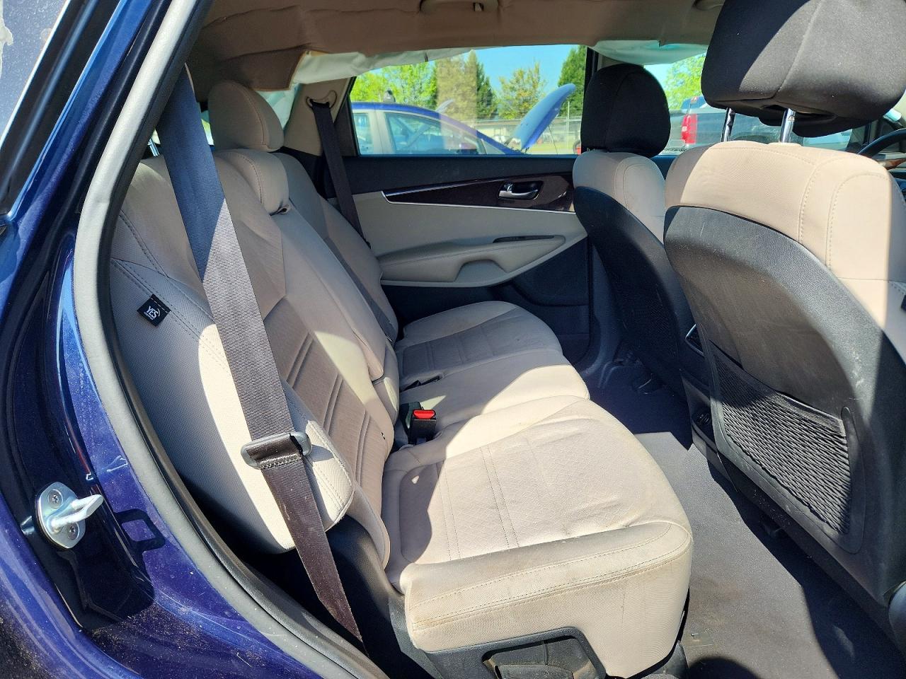 Kia Sorento Lx V6