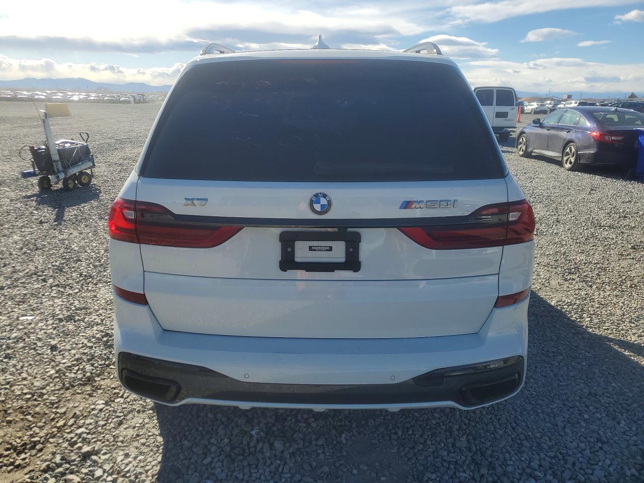 BMW X Series M50i