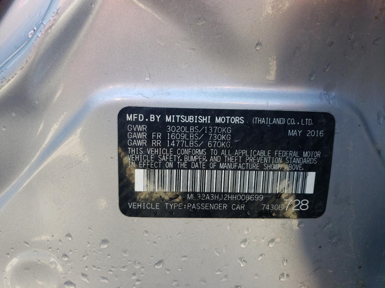 Mitsubishi Mirage Es