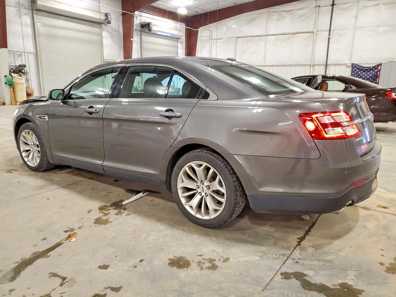 Ford Taurus Limited