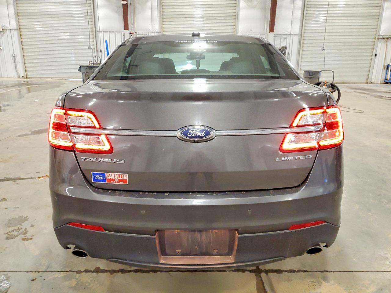 Ford Taurus Limited