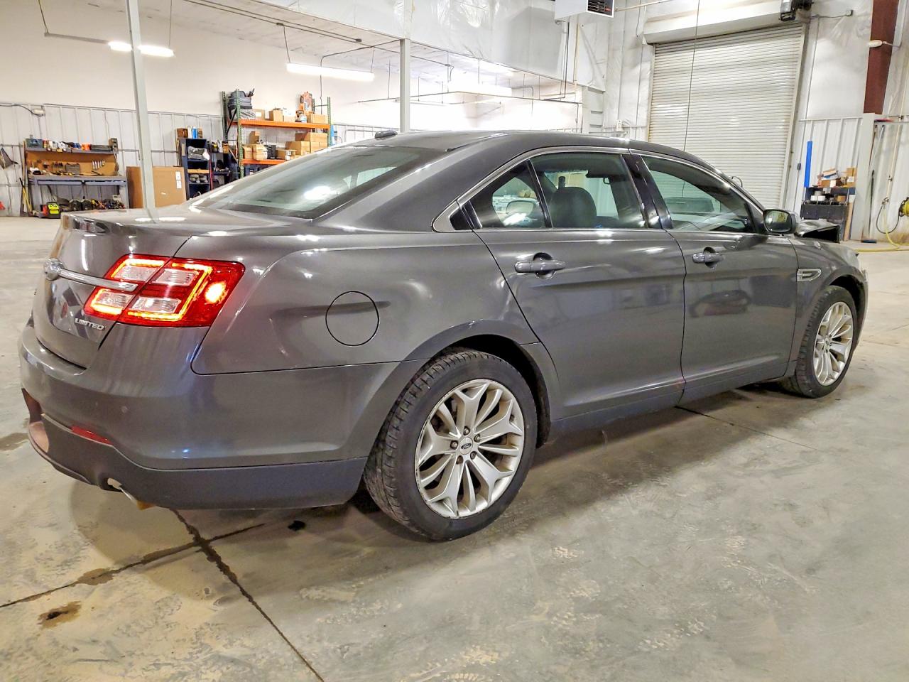 Ford Taurus Limited