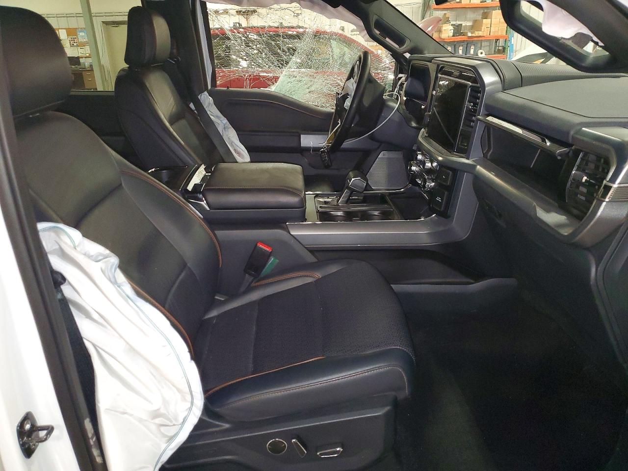 Ford F-150 Lariat