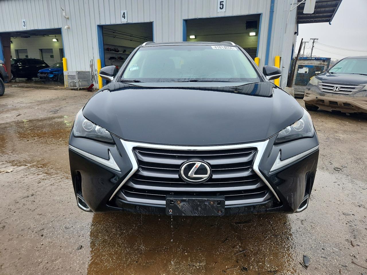 Lexus NX Base