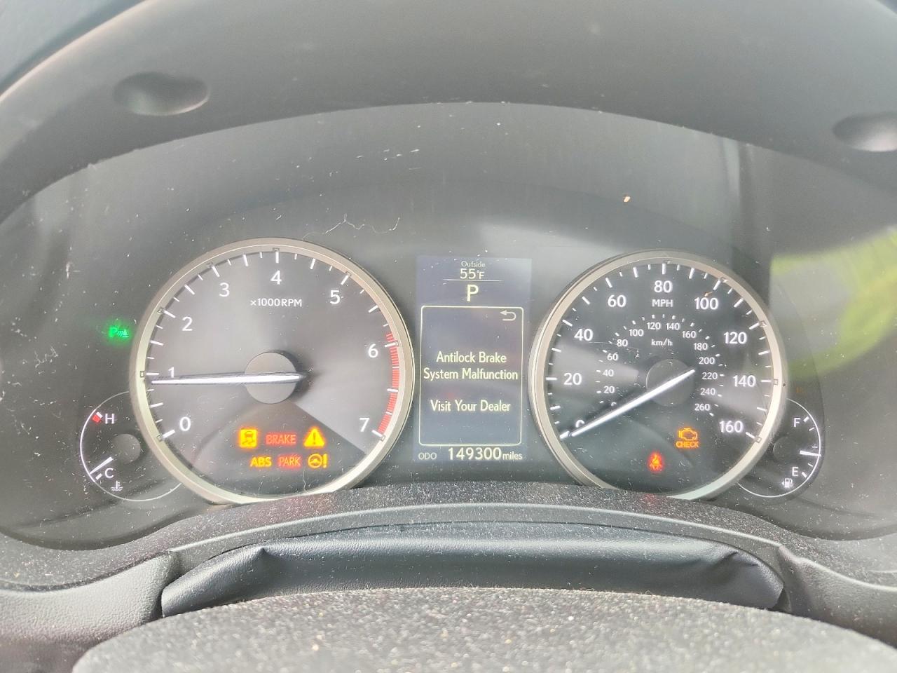 Lexus NX Base