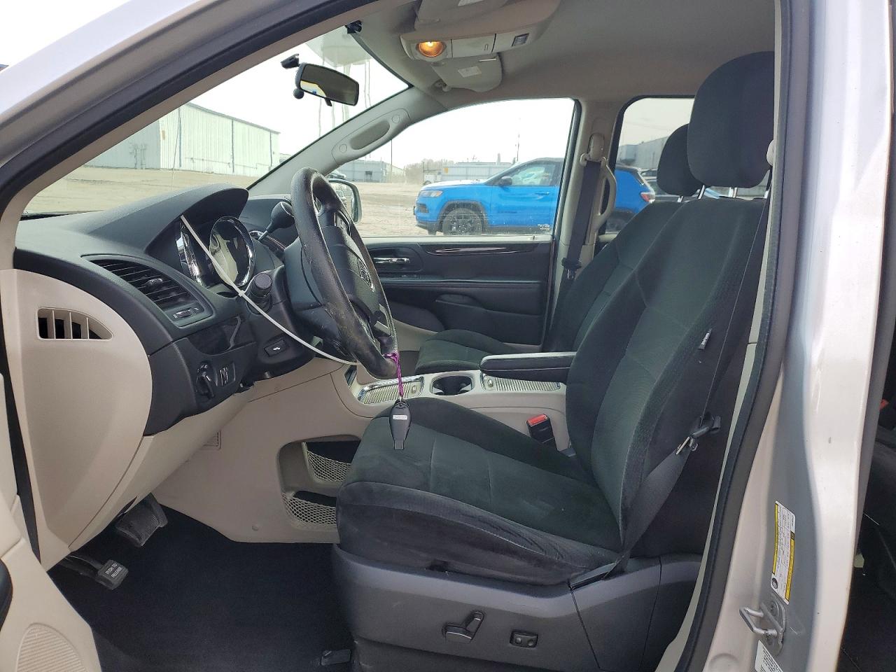 Dodge Caravan Sxt