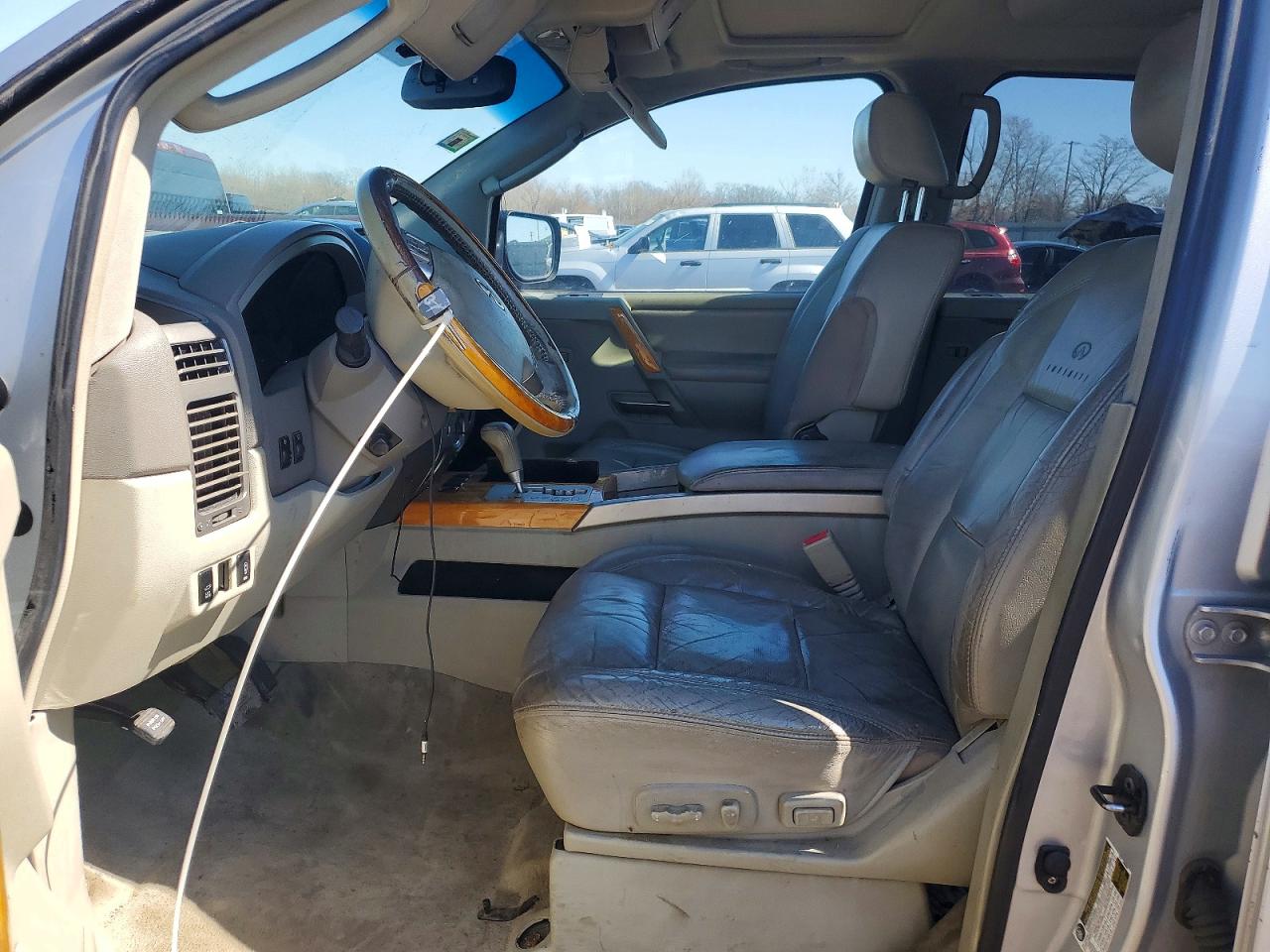 INFINITI Qx Base