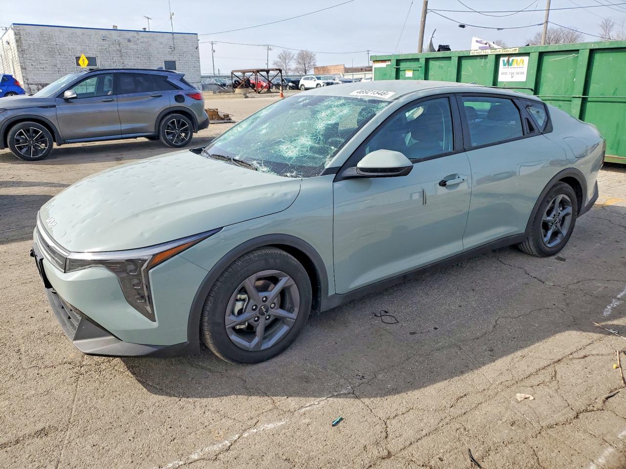 Salvage Kia K4 Image