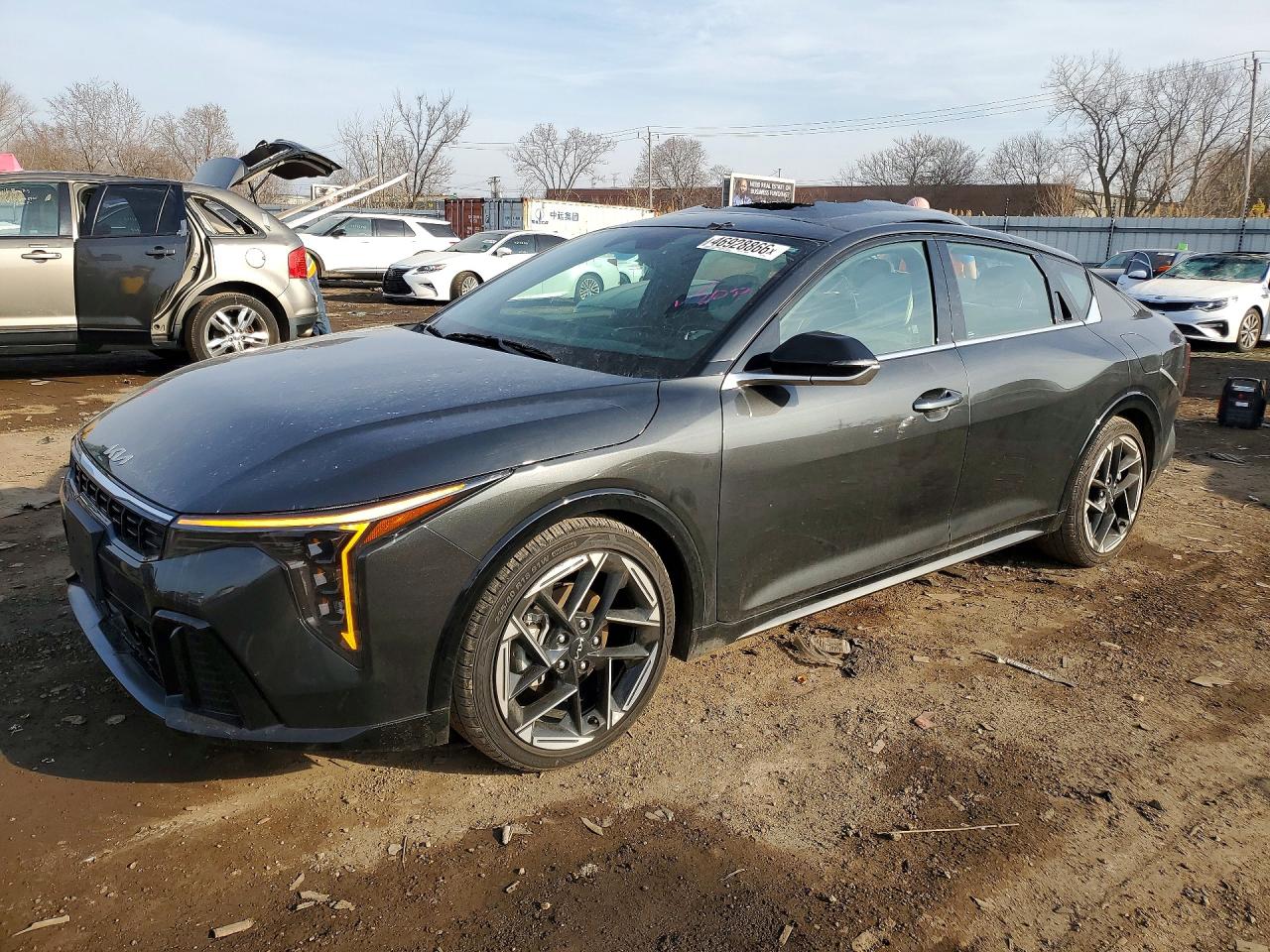 Salvage Kia K4 Image