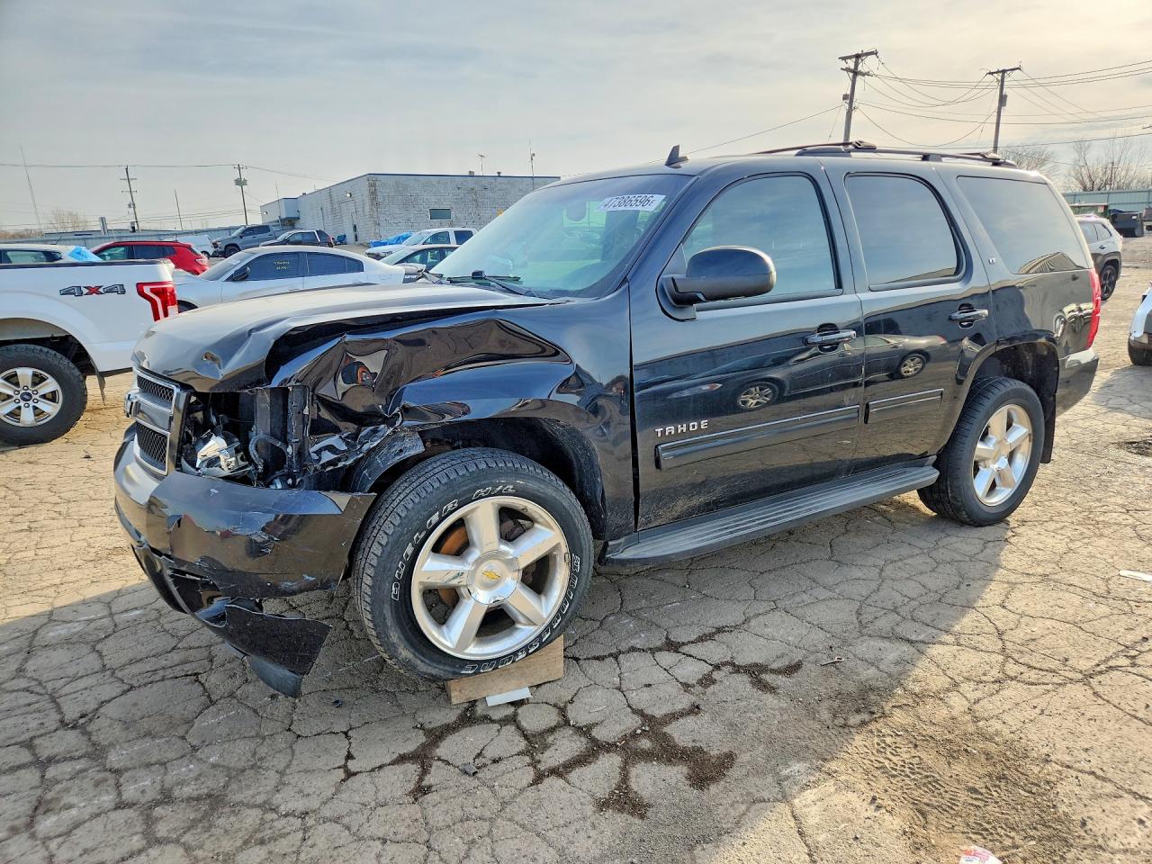 Salvage Chevrolet Tahoe Image