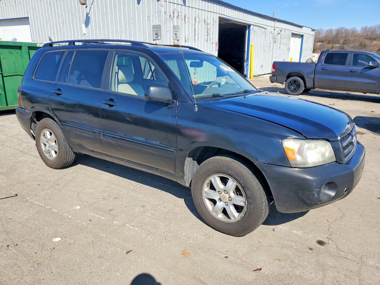 Toyota Highlander Base