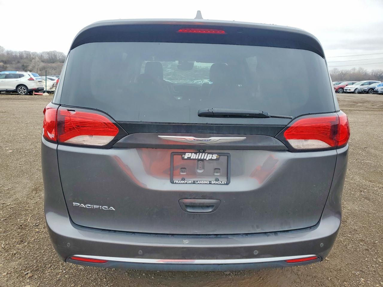 Chrysler Pacifica Touring L Plus