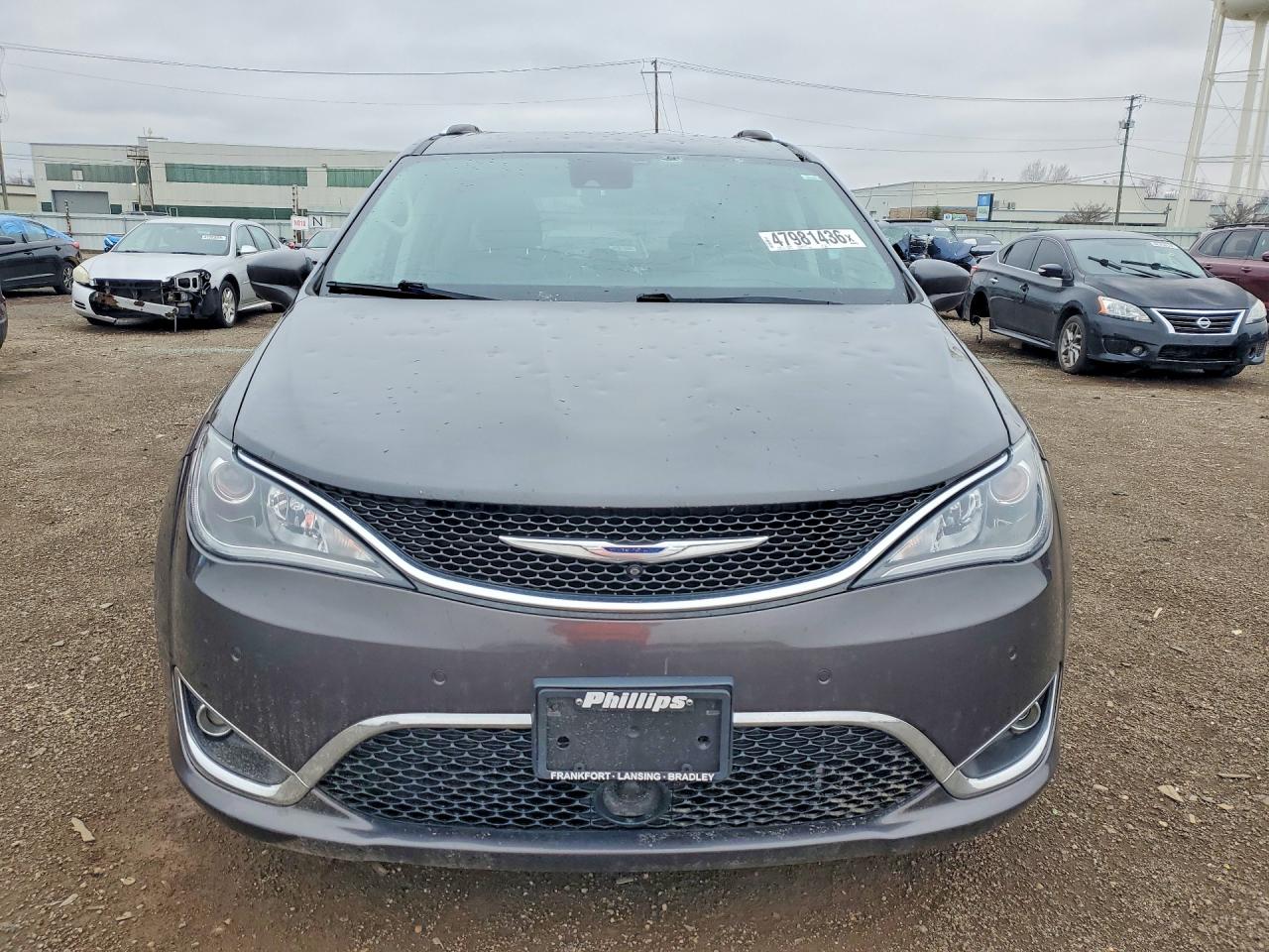 Chrysler Pacifica Touring L Plus