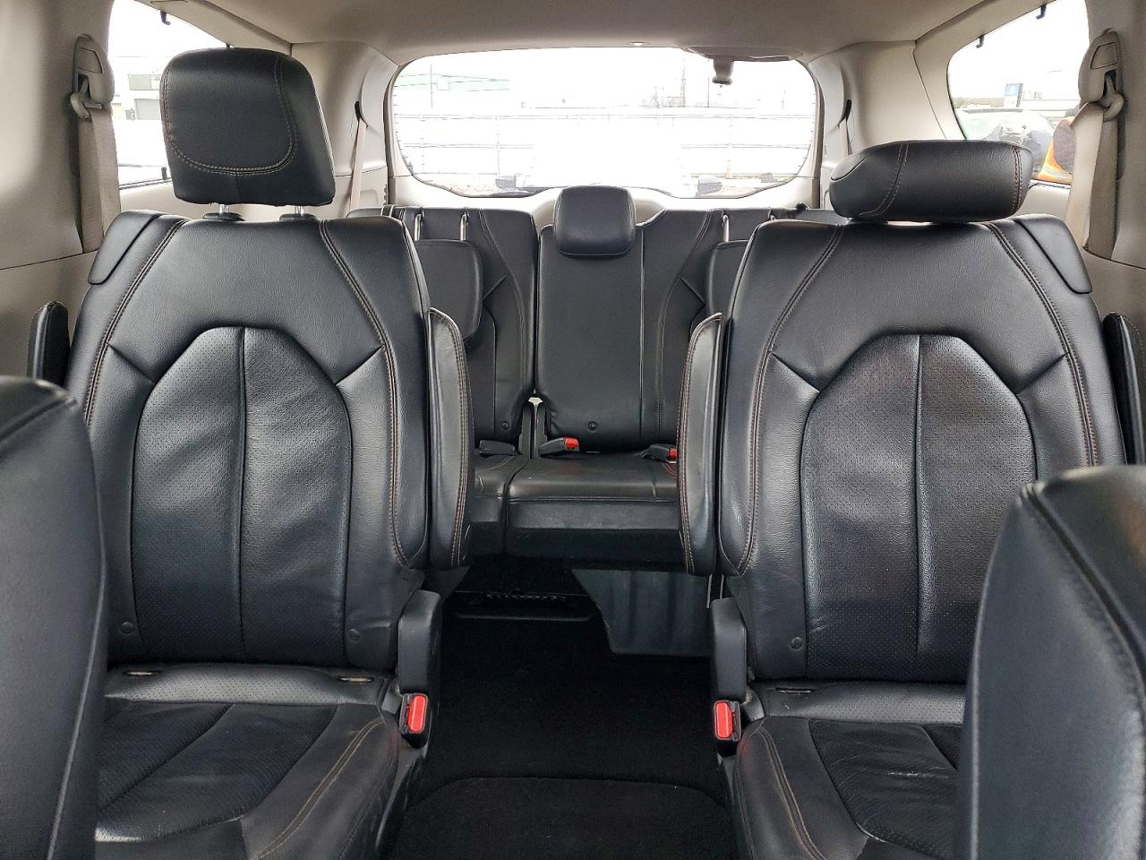 Chrysler Pacifica Touring L Plus