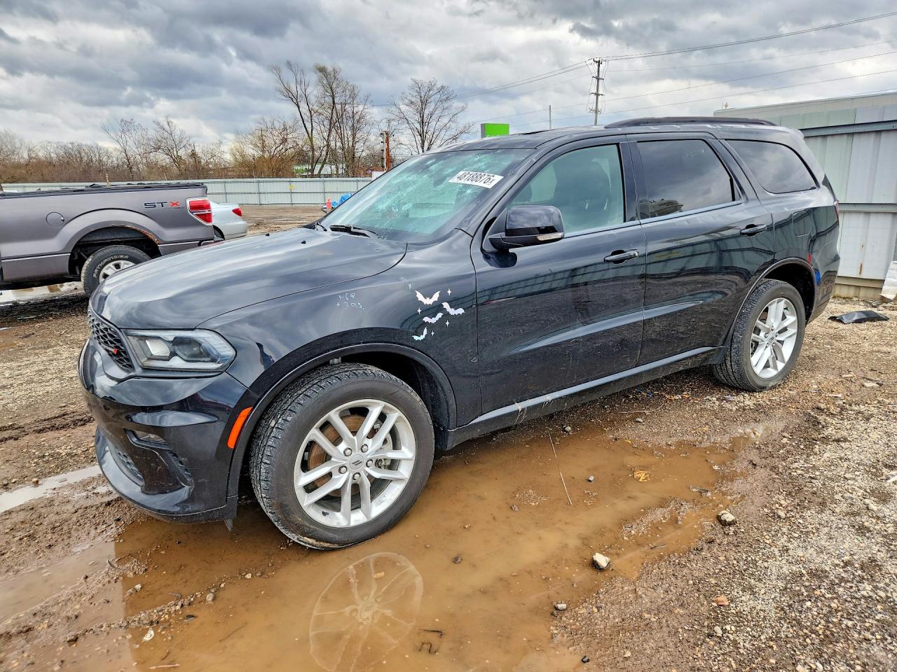 Salvage Dodge Durango Image